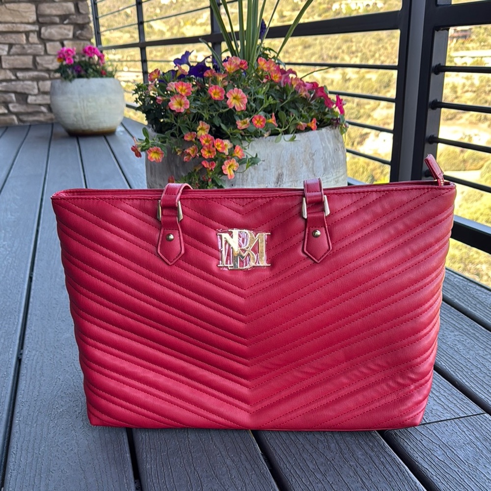 NWT Badgley Mischka Red Chevron Quilted Leather Laptop Tote